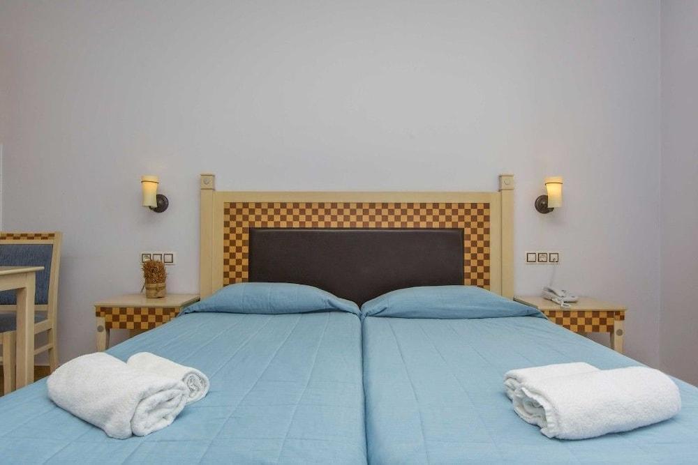 Pyrgos Beach Ágios Prokópios Extérieur photo