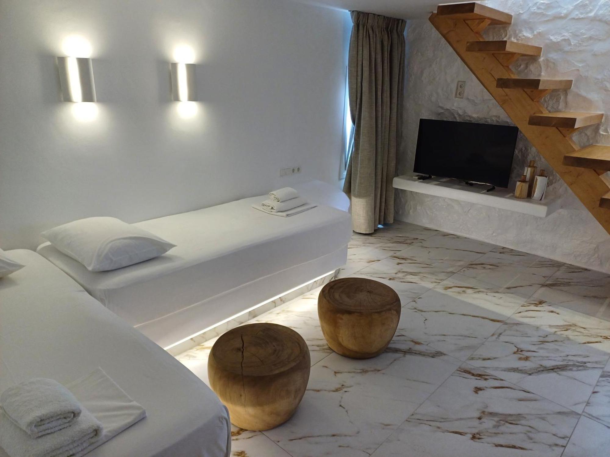 Pyrgos Beach Ágios Prokópios Chambre photo