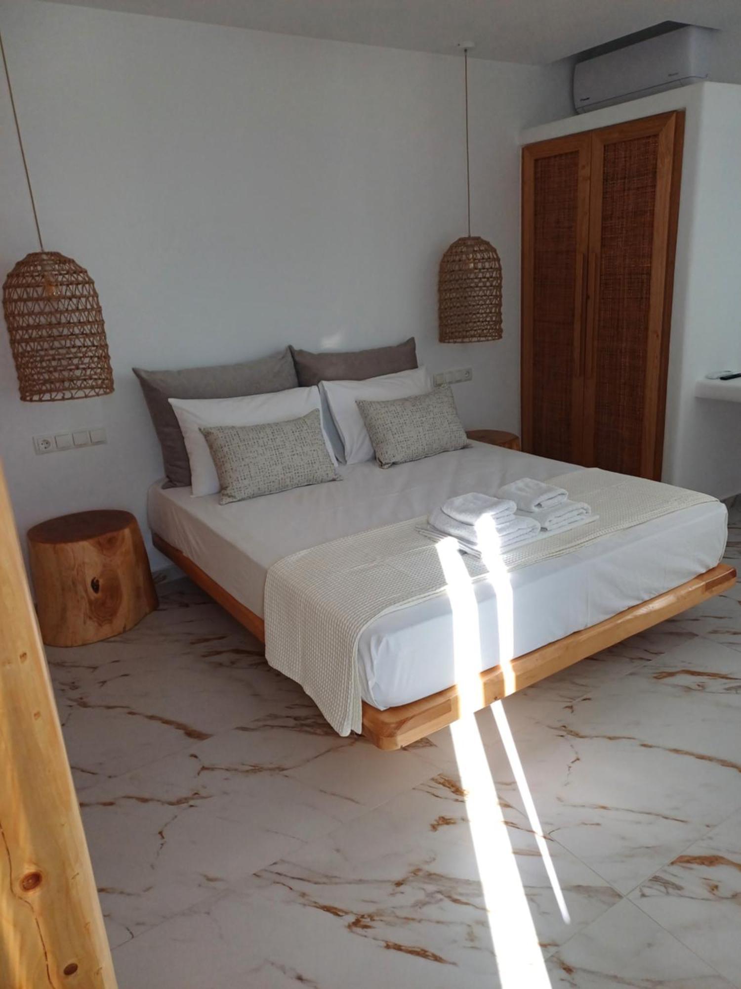 Pyrgos Beach Ágios Prokópios Chambre photo